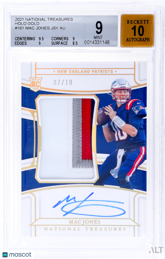 2021 National Treasures Mac Jones #161 Holo Gold Rookie Patch Auto RPA /10 BGS 9