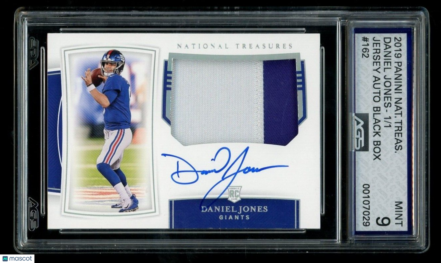 2016 Panini National Treasures Daniel Jones #162 Jersey Auto Black Box 1/1 AGS 9