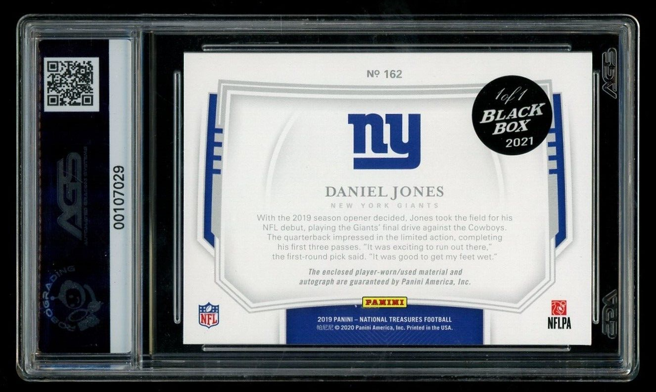 2016 Panini National Treasures Daniel Jones #162 Jersey Auto Black Box 1/1 AGS 9