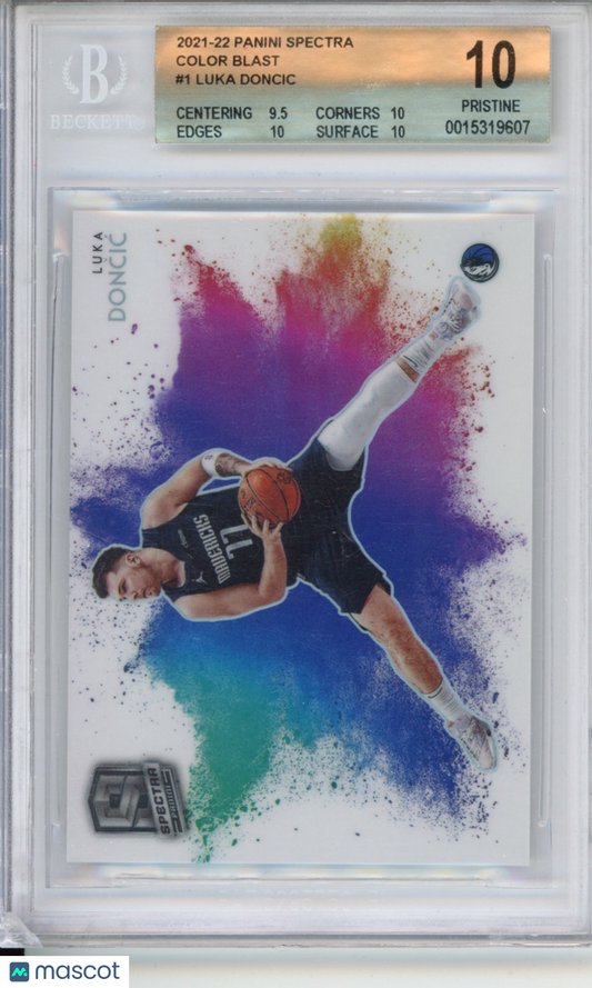 2021-22 Panini Spectra Color Blast Luka Doncic #1 BGS 10