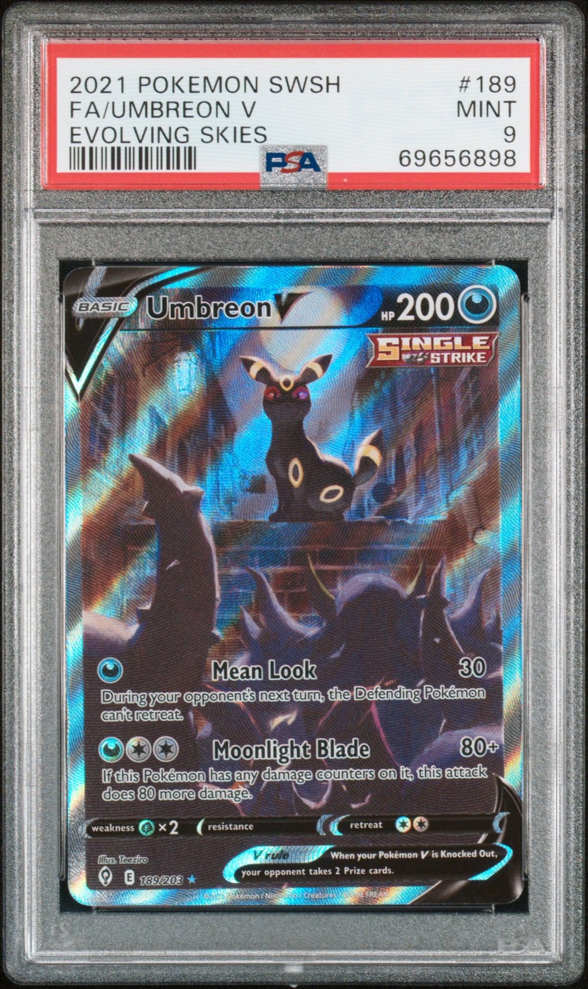 2021 SWSH07: Evolving Skies Umbreon #189 Full Art English PSA 9