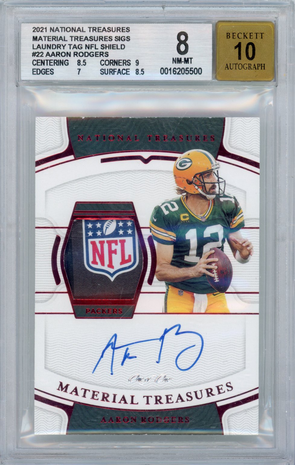 2021 Panini National Treasures Material Treasures Signatures Aaron Rodgers #22 Laundry Tag NFL Shield English BGS 8
