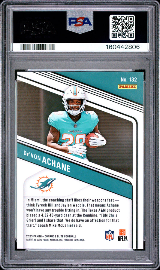 2023 Panini Donruss Elite Football De'Von Achane #132 Green Disco English PSA 8