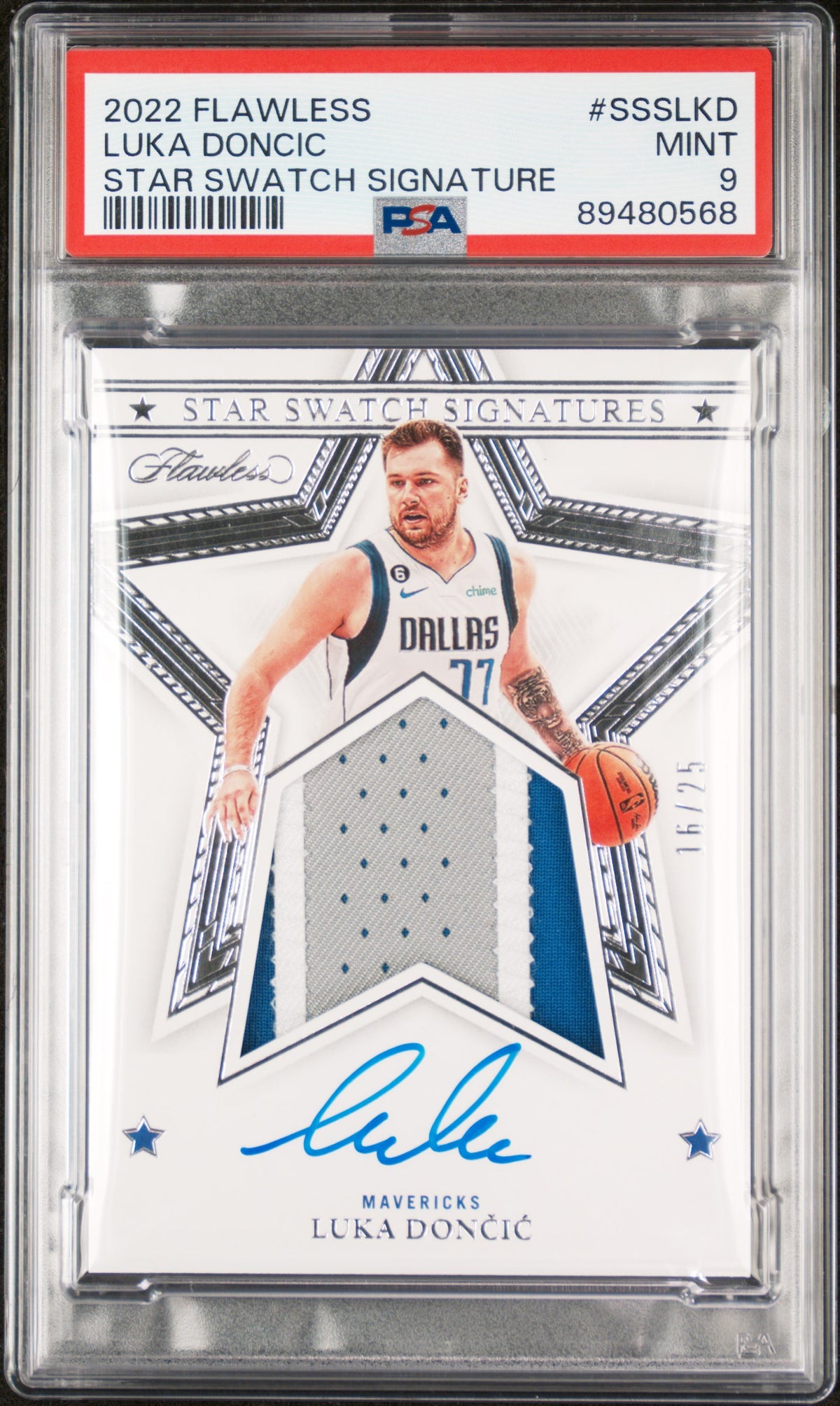 2022 Panini Flawless Star Swatch Signatures Luka Doncic #SSSLKD English PSA 9