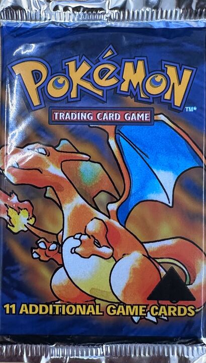 1999 Pokemon Base Set Pack Triangle Pack Error Charizard Art